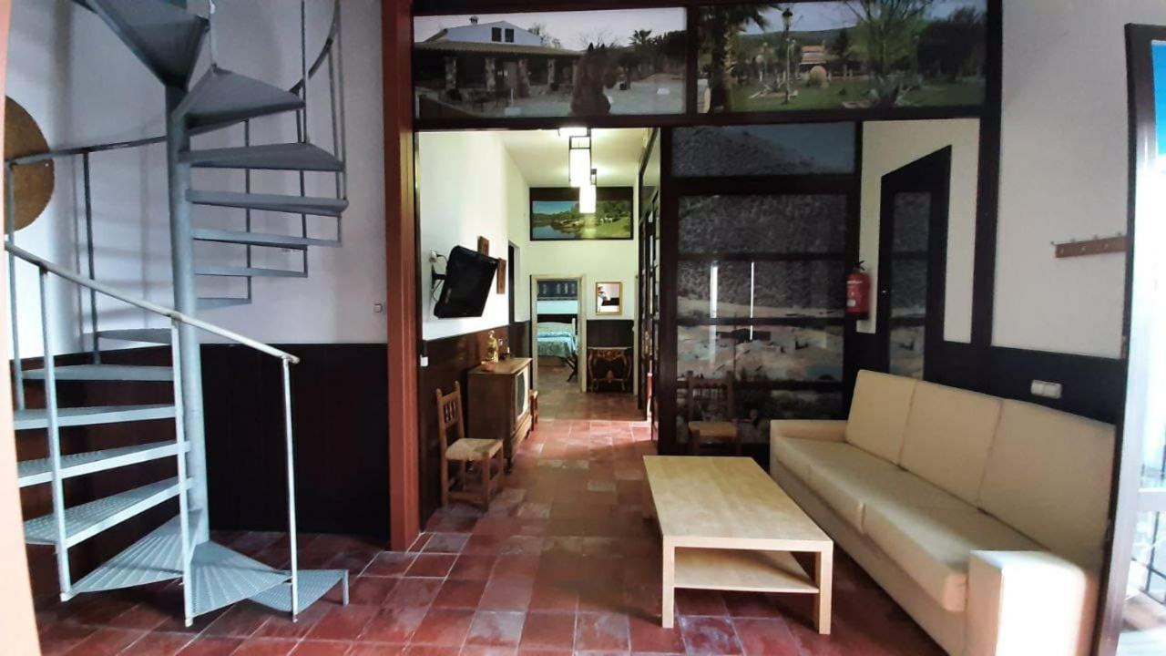 Hotel Rural Finca La Herencia Guadalcanal Exterior photo